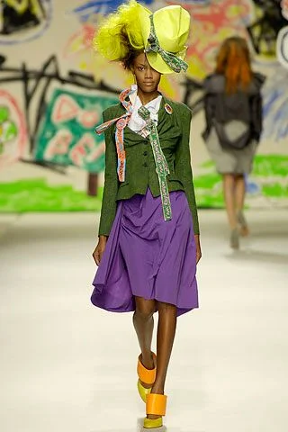 Look 12
